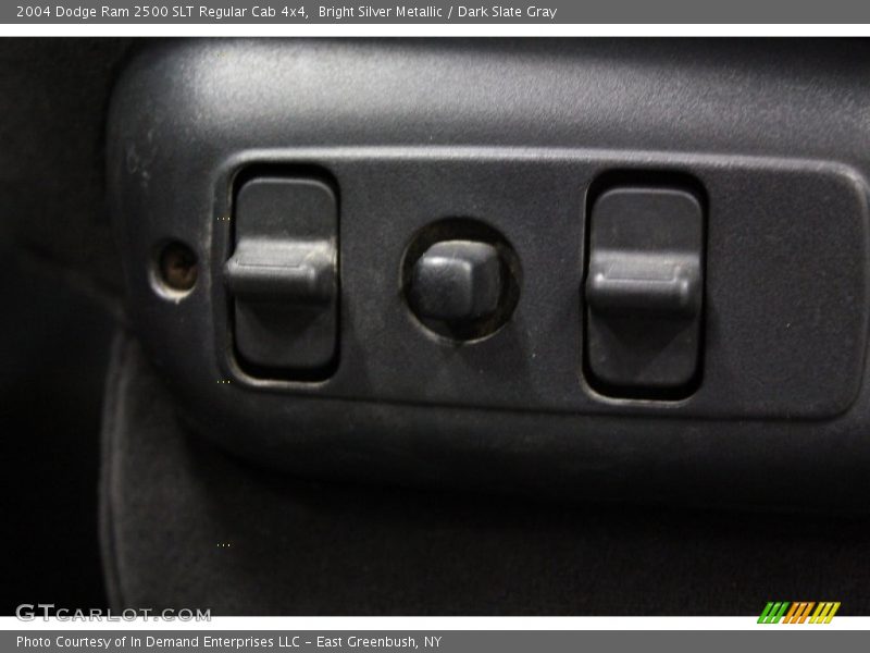 Bright Silver Metallic / Dark Slate Gray 2004 Dodge Ram 2500 SLT Regular Cab 4x4