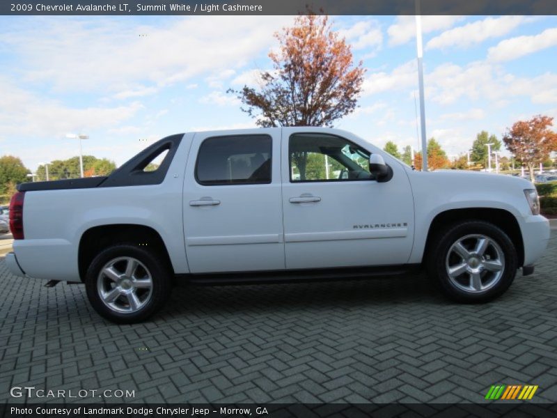 Summit White / Light Cashmere 2009 Chevrolet Avalanche LT