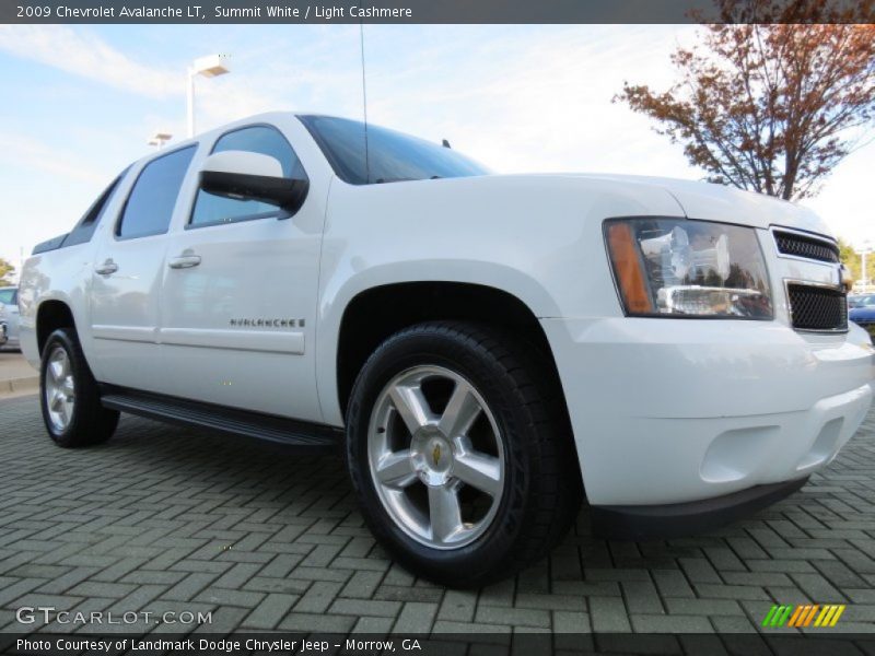 Summit White / Light Cashmere 2009 Chevrolet Avalanche LT