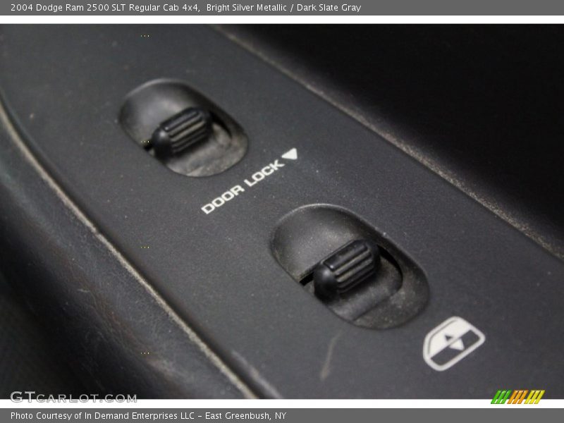 Bright Silver Metallic / Dark Slate Gray 2004 Dodge Ram 2500 SLT Regular Cab 4x4