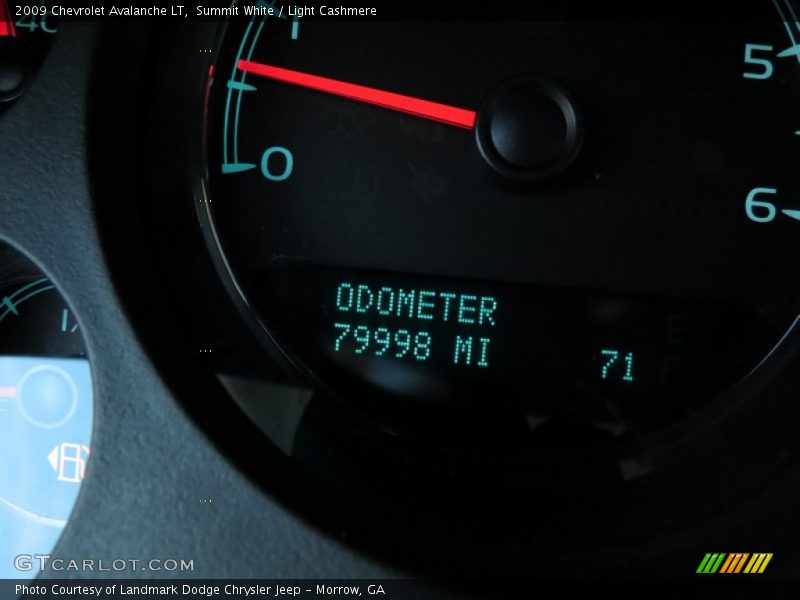 Summit White / Light Cashmere 2009 Chevrolet Avalanche LT
