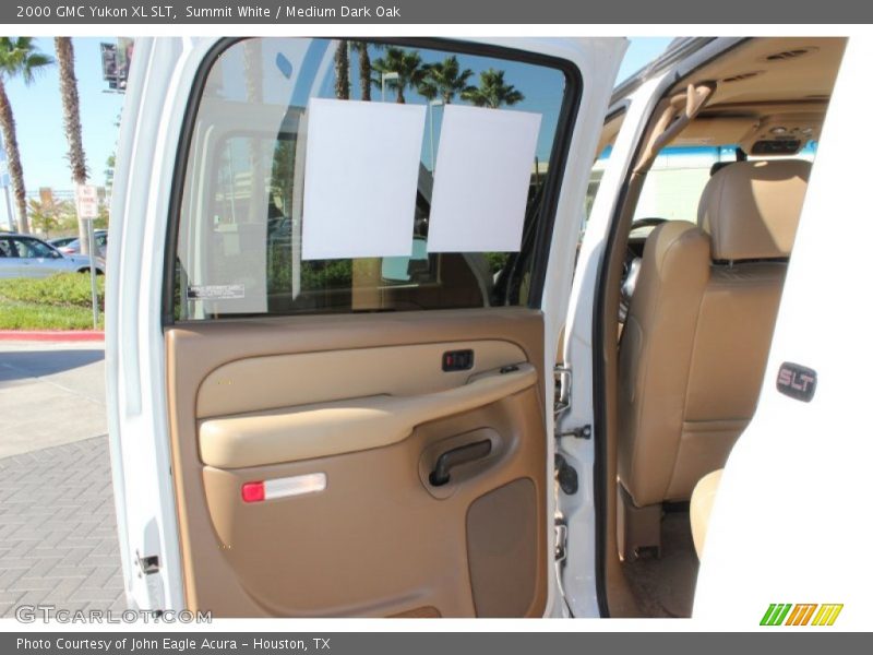 Summit White / Medium Dark Oak 2000 GMC Yukon XL SLT
