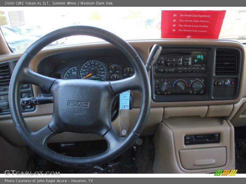 Dashboard of 2000 Yukon XL SLT