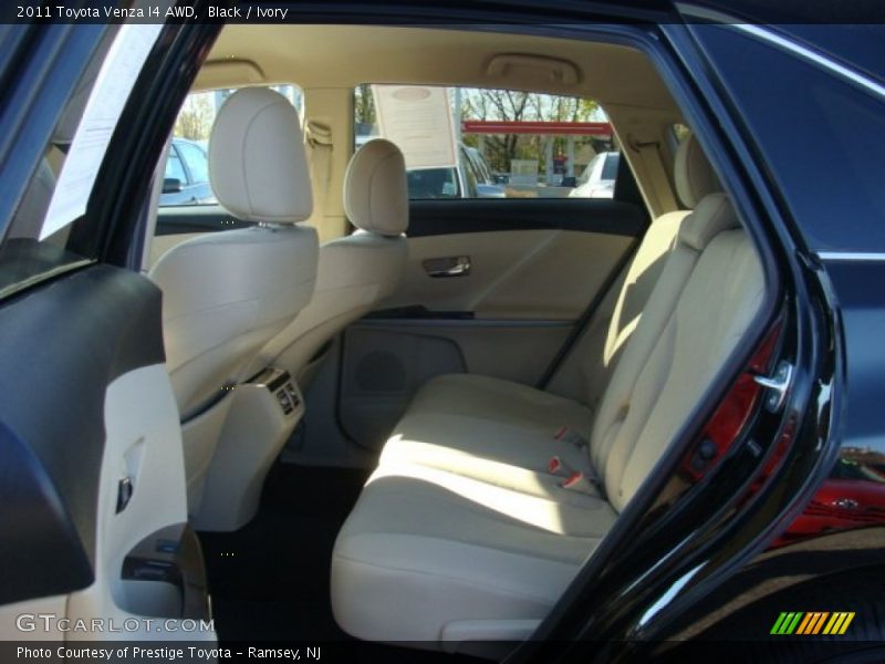 Black / Ivory 2011 Toyota Venza I4 AWD