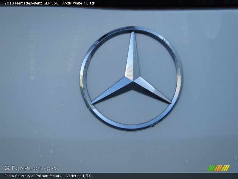 Arctic White / Black 2010 Mercedes-Benz GLK 350