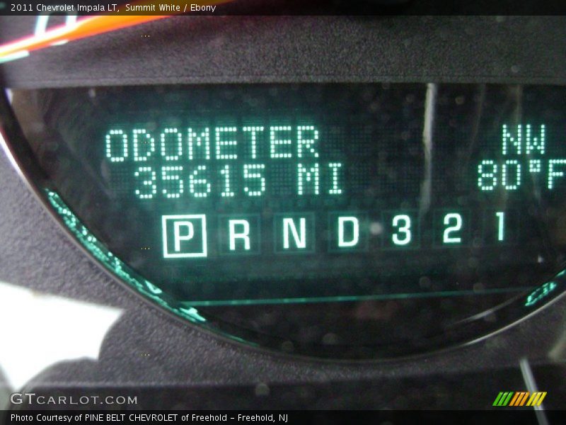 Summit White / Ebony 2011 Chevrolet Impala LT