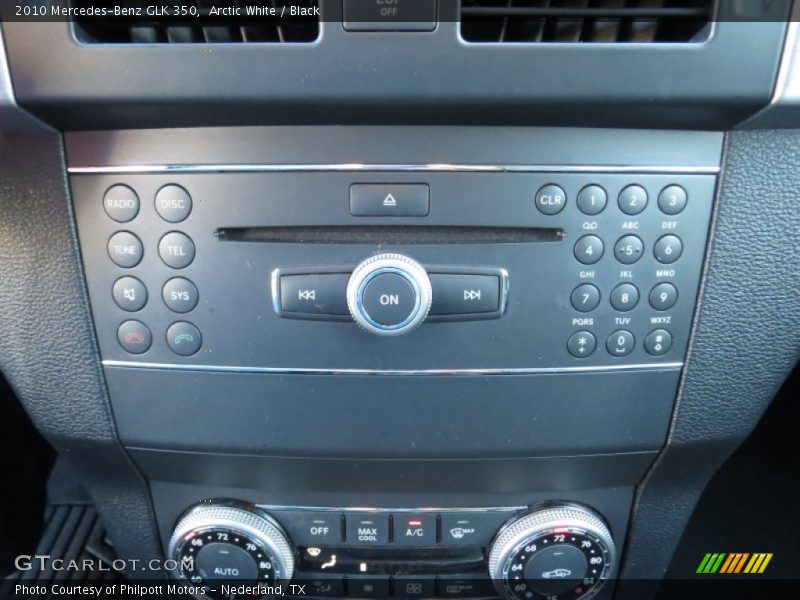 Arctic White / Black 2010 Mercedes-Benz GLK 350