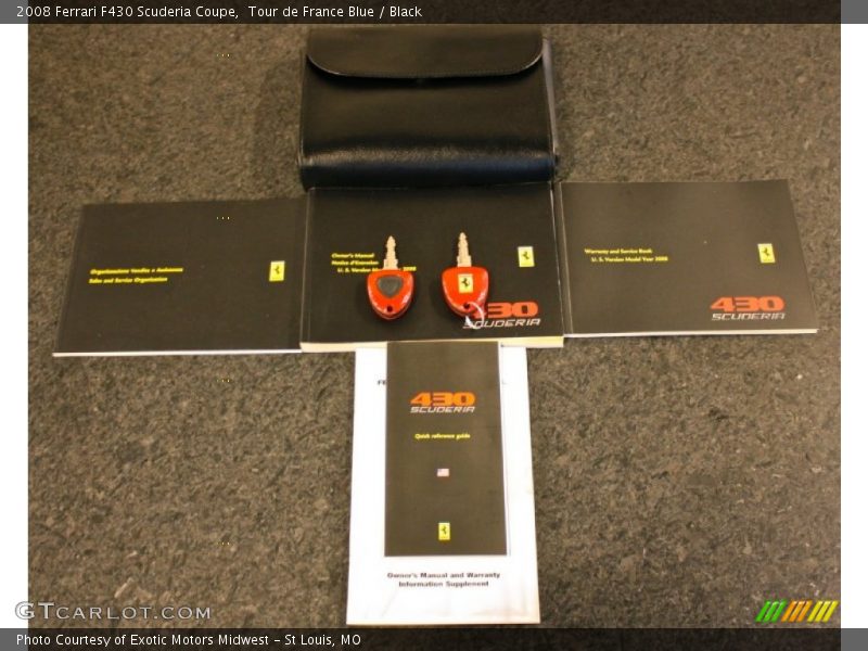 Books/Manuals of 2008 F430 Scuderia Coupe