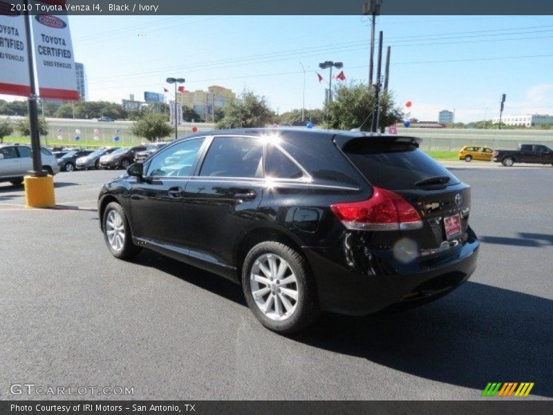Black / Ivory 2010 Toyota Venza I4