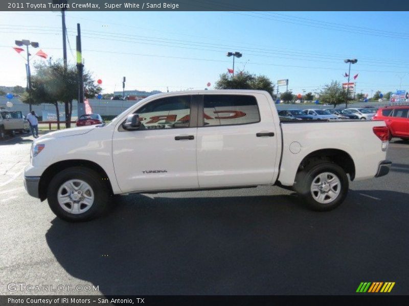 Super White / Sand Beige 2011 Toyota Tundra CrewMax