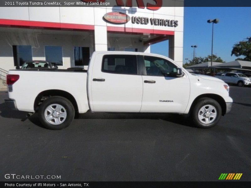 Super White / Sand Beige 2011 Toyota Tundra CrewMax