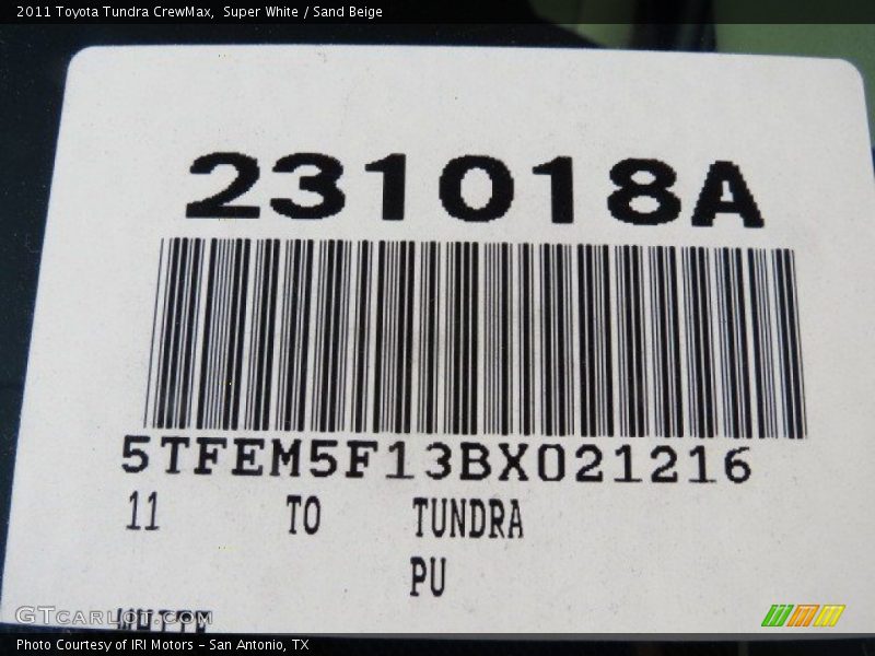 Super White / Sand Beige 2011 Toyota Tundra CrewMax