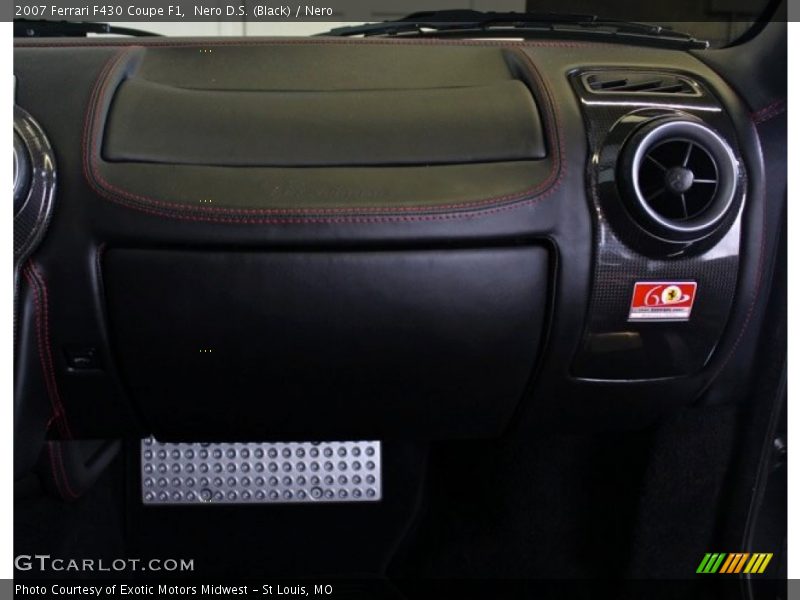 Dashboard of 2007 F430 Coupe F1