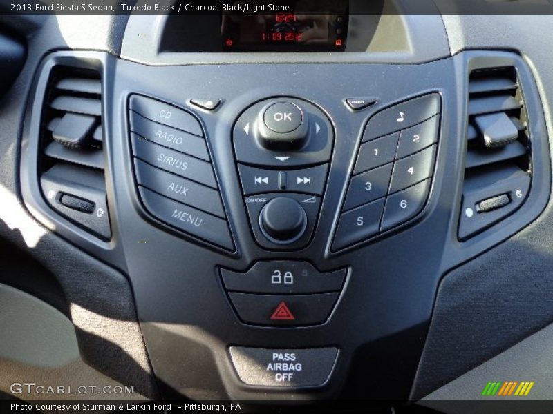 Tuxedo Black / Charcoal Black/Light Stone 2013 Ford Fiesta S Sedan