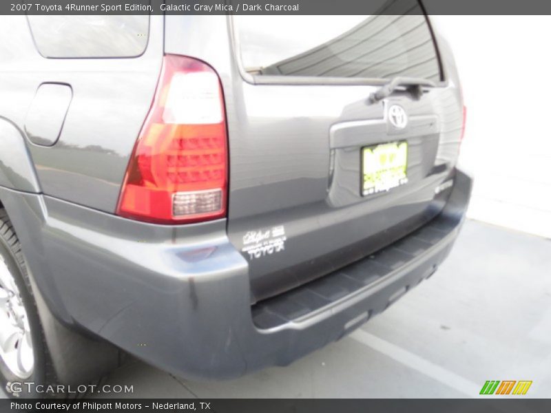 Galactic Gray Mica / Dark Charcoal 2007 Toyota 4Runner Sport Edition
