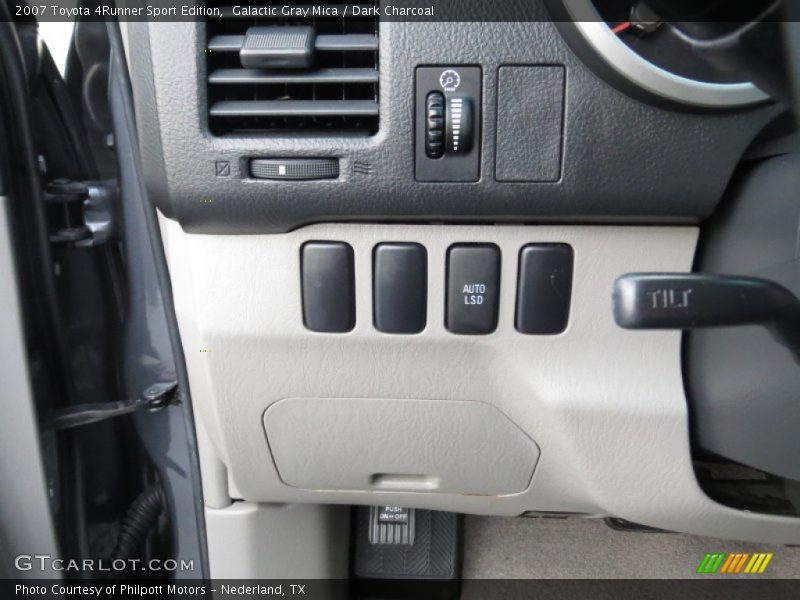 Galactic Gray Mica / Dark Charcoal 2007 Toyota 4Runner Sport Edition