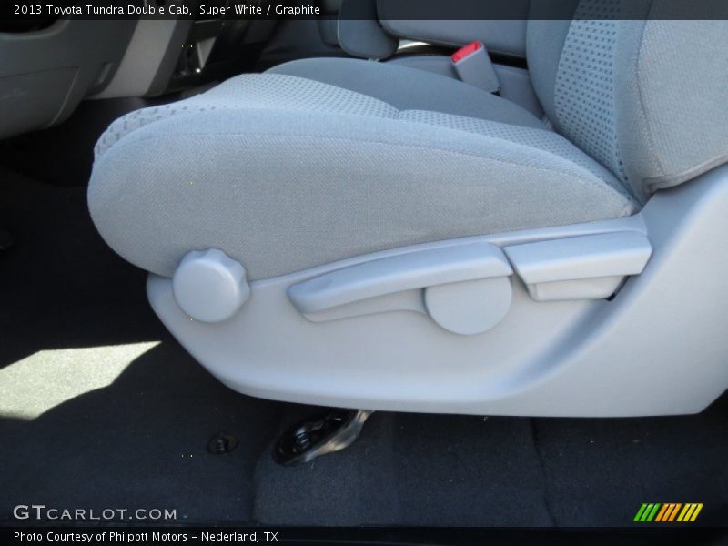 Super White / Graphite 2013 Toyota Tundra Double Cab