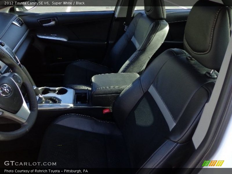 Super White / Black 2012 Toyota Camry SE V6
