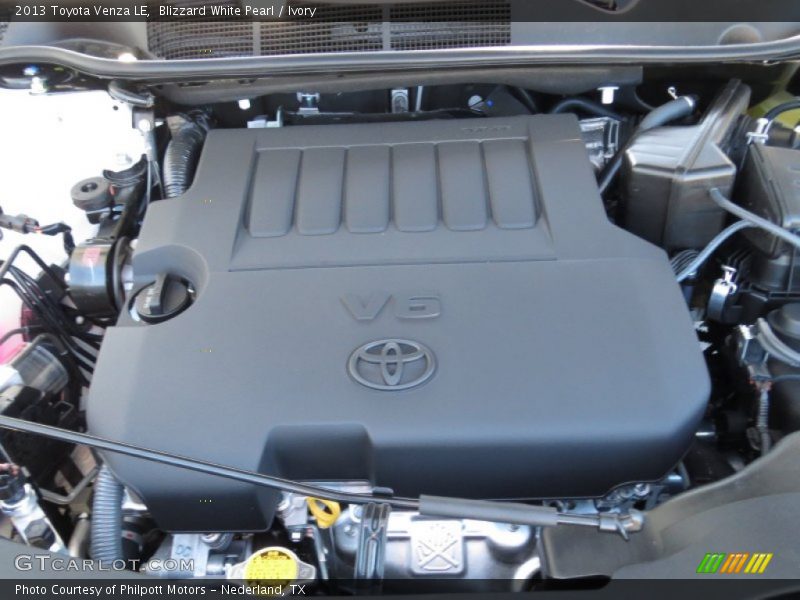 Blizzard White Pearl / Ivory 2013 Toyota Venza LE