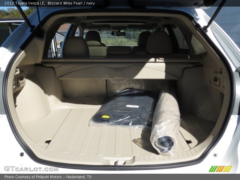 Blizzard White Pearl / Ivory 2013 Toyota Venza LE