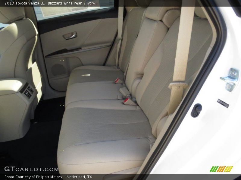 Blizzard White Pearl / Ivory 2013 Toyota Venza LE