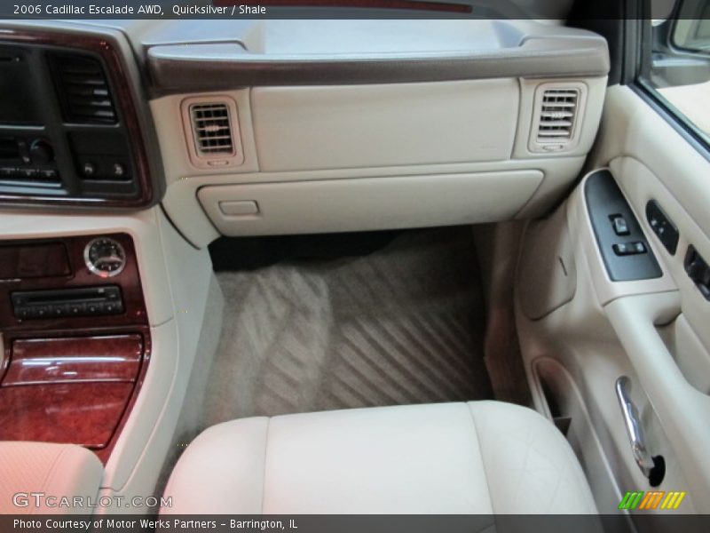 Quicksilver / Shale 2006 Cadillac Escalade AWD