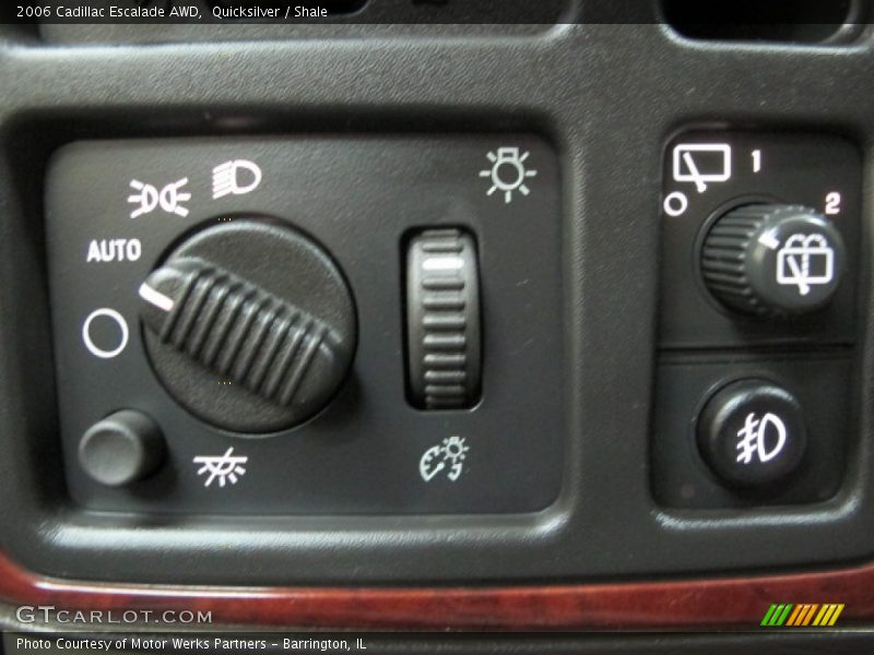 Quicksilver / Shale 2006 Cadillac Escalade AWD