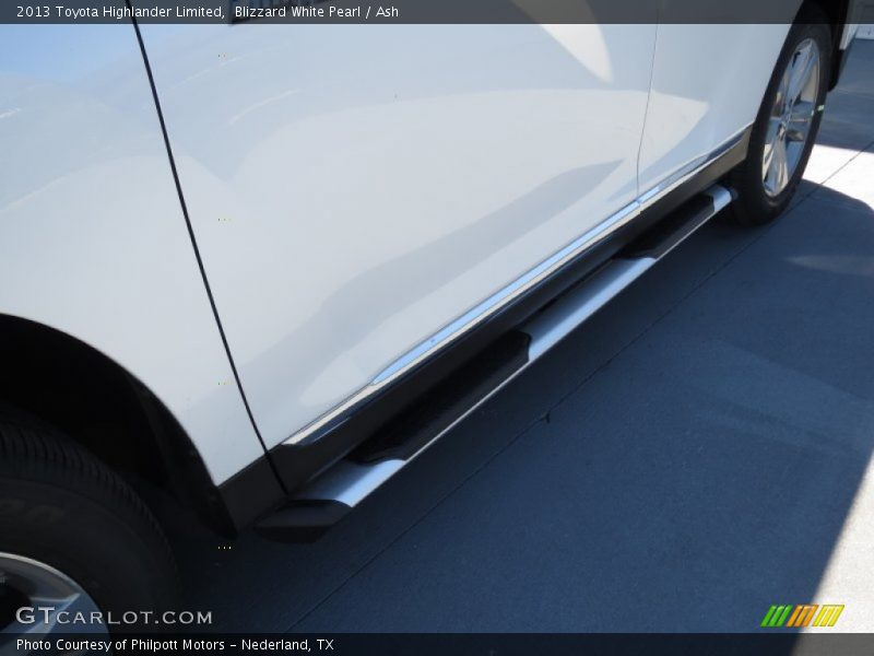 Blizzard White Pearl / Ash 2013 Toyota Highlander Limited