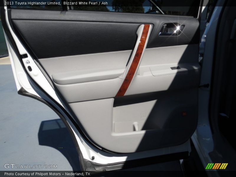 Blizzard White Pearl / Ash 2013 Toyota Highlander Limited