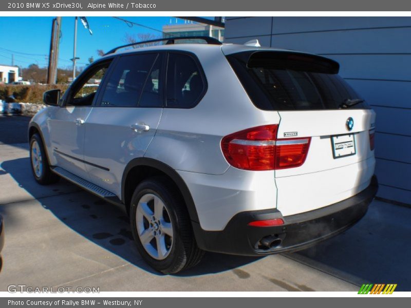 Alpine White / Tobacco 2010 BMW X5 xDrive30i