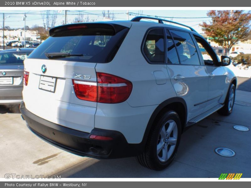 Alpine White / Tobacco 2010 BMW X5 xDrive30i