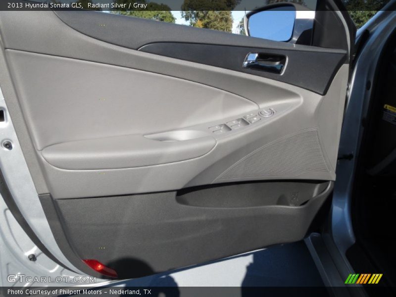 Radiant Silver / Gray 2013 Hyundai Sonata GLS