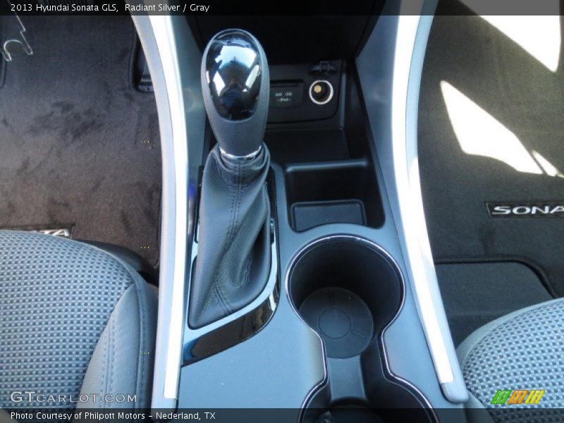 Radiant Silver / Gray 2013 Hyundai Sonata GLS