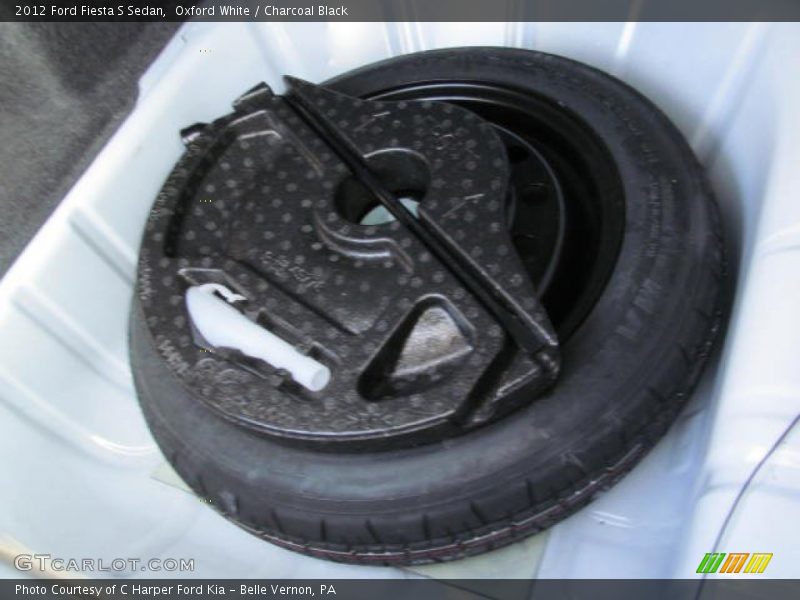 Oxford White / Charcoal Black 2012 Ford Fiesta S Sedan