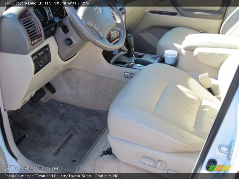 Natural White / Ivory 2005 Toyota Land Cruiser