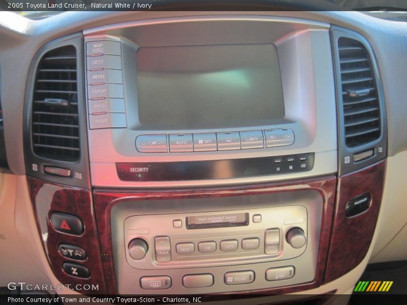 Natural White / Ivory 2005 Toyota Land Cruiser