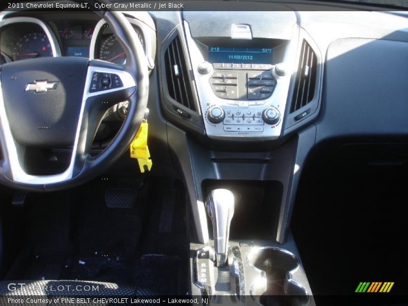 Cyber Gray Metallic / Jet Black 2011 Chevrolet Equinox LT