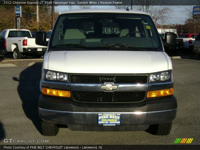 Summit White / Medium Pewter 2012 Chevrolet Express LT 3500 Passenger Van