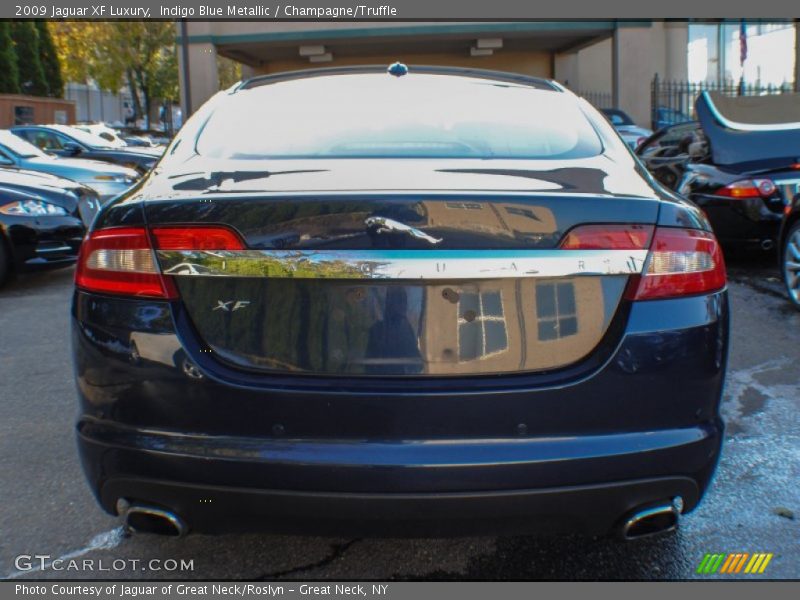 Indigo Blue Metallic / Champagne/Truffle 2009 Jaguar XF Luxury