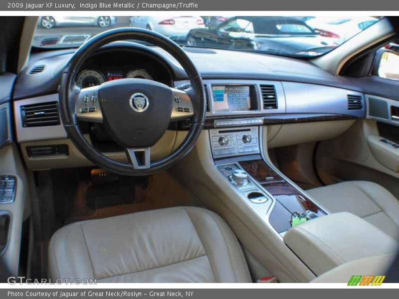 Indigo Blue Metallic / Champagne/Truffle 2009 Jaguar XF Luxury