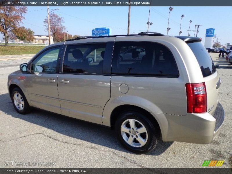 Light Sandstone Metallic / Dark Slate Gray/Light Shale 2009 Dodge Grand Caravan SE