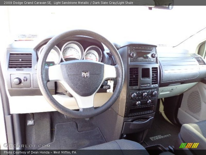 Light Sandstone Metallic / Dark Slate Gray/Light Shale 2009 Dodge Grand Caravan SE