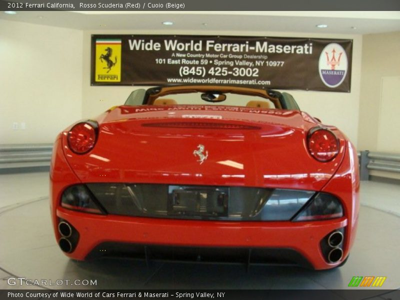 Rosso Scuderia (Red) / Cuoio (Beige) 2012 Ferrari California