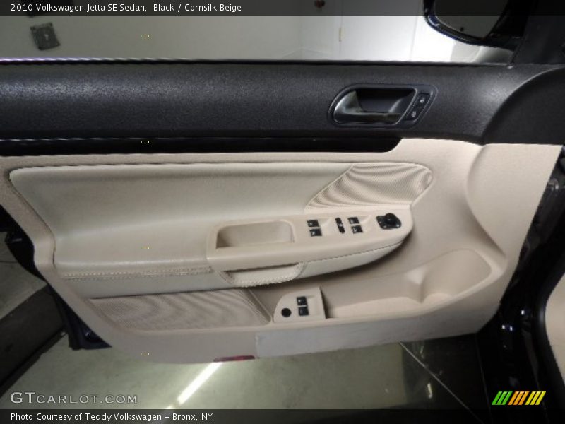 Black / Cornsilk Beige 2010 Volkswagen Jetta SE Sedan