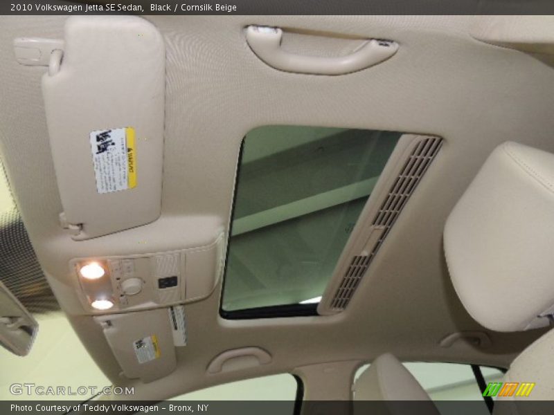 Black / Cornsilk Beige 2010 Volkswagen Jetta SE Sedan