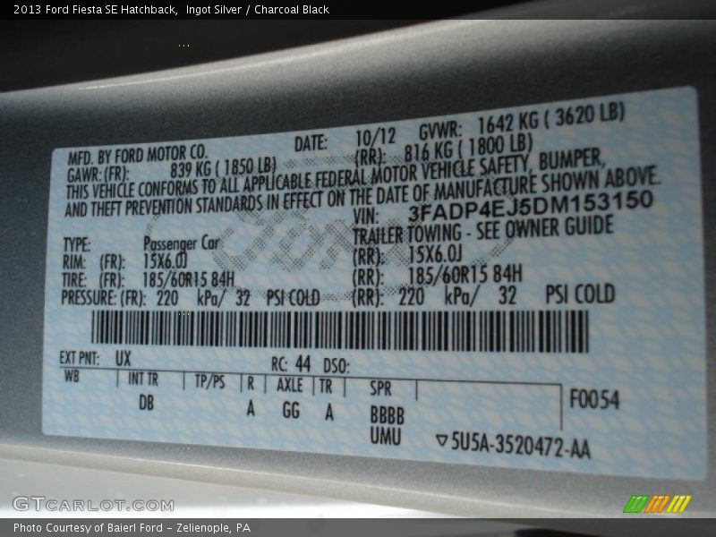 Ingot Silver / Charcoal Black 2013 Ford Fiesta SE Hatchback