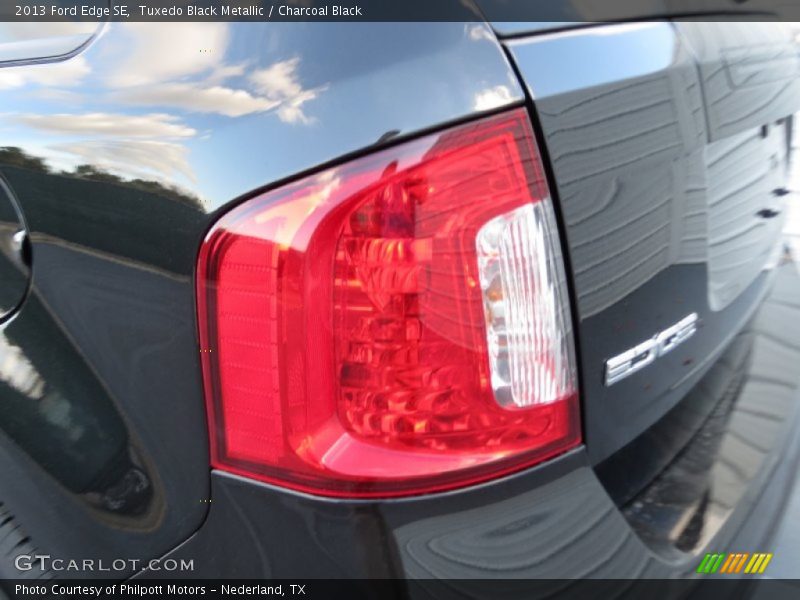 Tuxedo Black Metallic / Charcoal Black 2013 Ford Edge SE