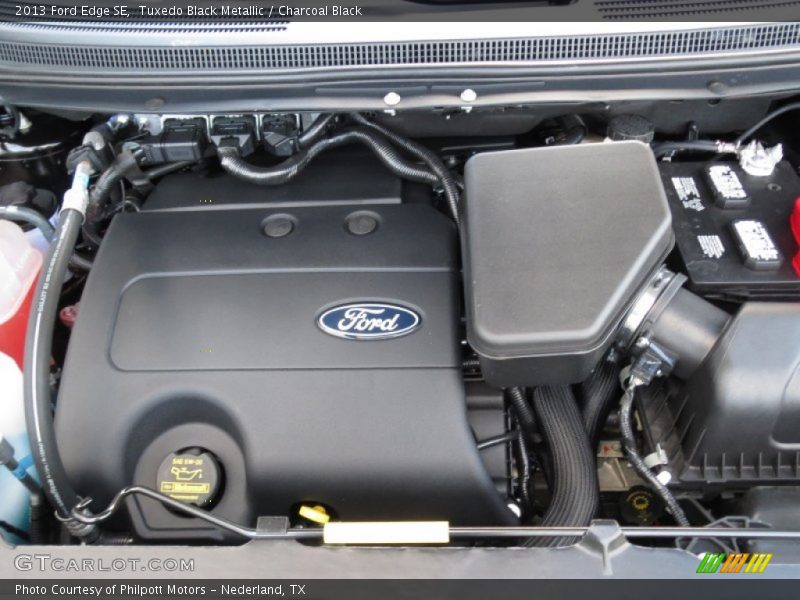 Tuxedo Black Metallic / Charcoal Black 2013 Ford Edge SE
