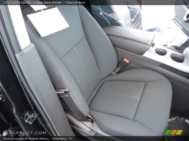 Tuxedo Black Metallic / Charcoal Black 2013 Ford Edge SE