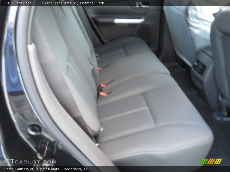 Tuxedo Black Metallic / Charcoal Black 2013 Ford Edge SE